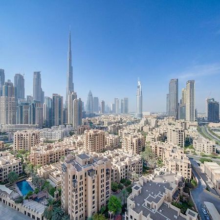 Burj Khalifa View - 2Br And Maid - Downtown Lägenhet Dubai Exteriör bild